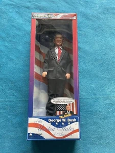 GEORGE W. BUSH ~ Figura de acción muñeca presidentes parlantes de 12" coleccionable ~ EN CAJA - Imagen 1 de 4
