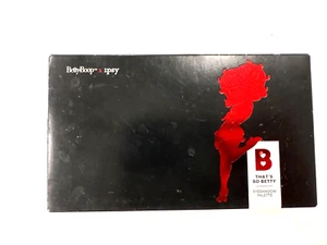 Betty Boop x IPSY 2019 "That's So Betty" Palette di ombretti 8 tonalità - Foto 1 di 9