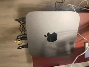 Apple Mac Mini 2018 3.2 GHz i7 | 64GB RAM | 1TB SSD | Intel UHD Graphics 630 - Afbeelding 1 van 8