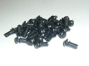 20 Stück Auto KFZ Spreizniete Kunststoff schwarz Nieten Befestigungs Clips 4x7,5 - Bild 1 von 2
