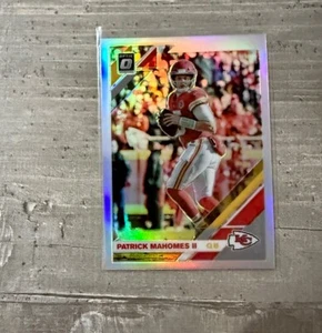 2019 Panini Donruss Football Patrick Mahomes Optic Holo Prizm - Picture 1 of 2