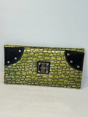 Miche Classic Magnetic Purse Cover Green snakeskin animal print black corners - Image 1 of 4