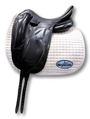 Sillín de doma Devoucoux Mendia usado - talla 18" monoflap negro Foto 1 de 4