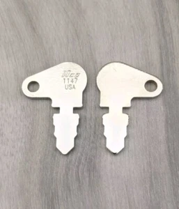 (2) Ilco Keys 1147 Precut Key for Various Tractors & Other Equipment Made In USA - Picture 1 of 4
