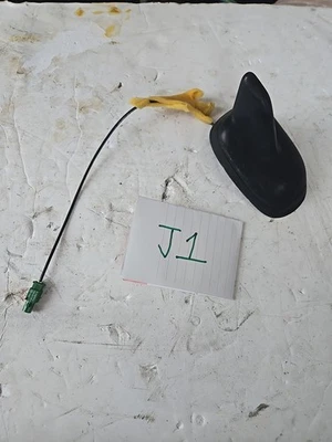 2011-2014 VW JETTA SPORTSWAGEN OEM SHARK FIN ANTENNA 3C0035507 Foto 1 de 3