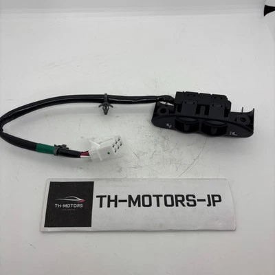 NISSAN Genuine 370Z Front Seat Switch Assy LH 87066-1EE2A - Image 1 of 4