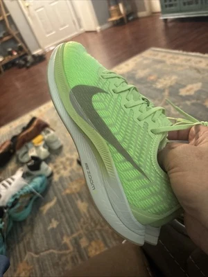 Women's Nike Zoom Pegasus Turbo 2 Lab Green/Pumice Size 7  AT8242-300  New - Image 1 of 4