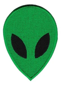 bg88★Alien Kopf Grün Aufnäher aufbügeln Bügelbild Applikation Patch 5,6 x 7,7 cm - Bild 1 von 1