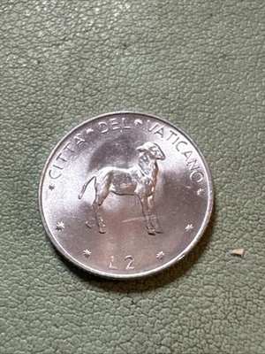 1972 Vatican City 2 Lire Uncirculated condition. Coin Pope Paul VI Sheep - Image 1 of 4