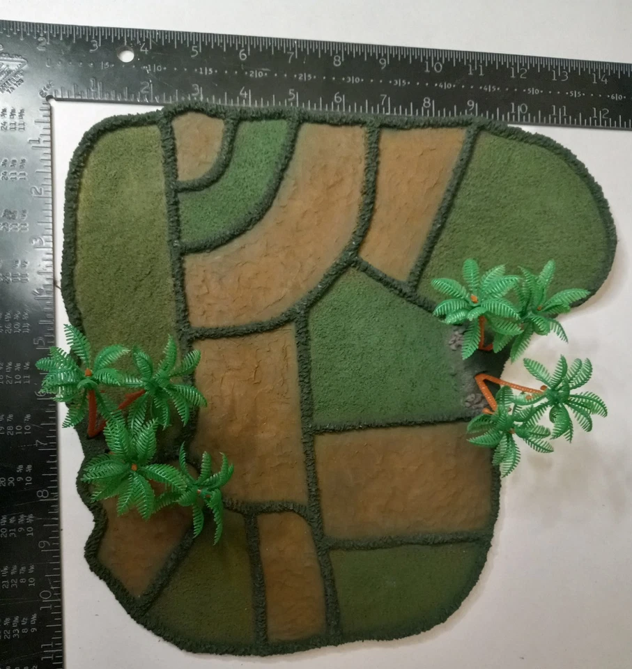 JR Miniatures jungle terrain. Rubber. Flocked and Painted. Wargaming, FOW, D&D - Image 1 of 4