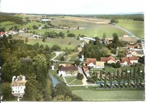 CP 70 HAUTE-SAONE - LOULANS-LES-FORGES - VUE AERIENNE - MAISON DE REPOS - Picture 1 of 1