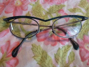 Alibi Milli B Brille Brillengestell Deutschland Modern Abstrakt Designer Eule - Bild 1 von 12
