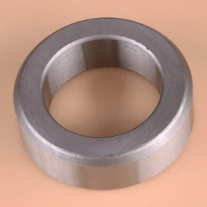 MB664448 RETAINER REAR AXLE BEARING INNER Fit For Mitsubishi Pajero Montero MK2 - Picture 1 of 4