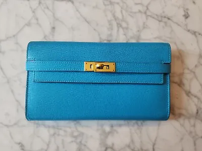 Auth HERMES Kelly  Long Wallet Blue Azteque With Gold Hardware • 2000€