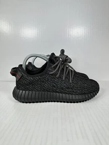 Talla 6.5 Adidas Yeezy Boost 350 Pirata Negro Zapatos Tenis 2023 BB5350 NUEVO - Imagen 1 de 8