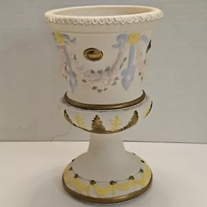 Vintage Arnell Vase 1974 White With Pink Flowers Gold Leaves Blue Trim 9"×5.6" - Picture 1 of 5