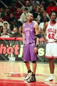 EY399 Vince Carter Toronto Raptors Basketball 8x10 11x14 16x20 Photo - Picture 1 of 1