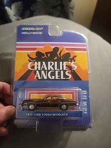 GREENLIGHT HOLLYWOOD SERIE 37 CHARLIE'S ANGELS 1974 FORD TORINO BROUGHAM - Bild 1 von 3