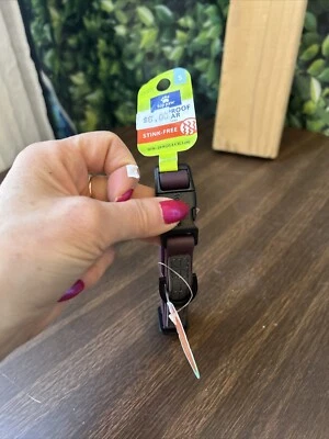 Top Paw Cuello Impermeable Nuevo Libre de Apestoso Púrpura Talla Pequeña S 10-14" Nuevo Con Etiquetas Foto 1 de 4