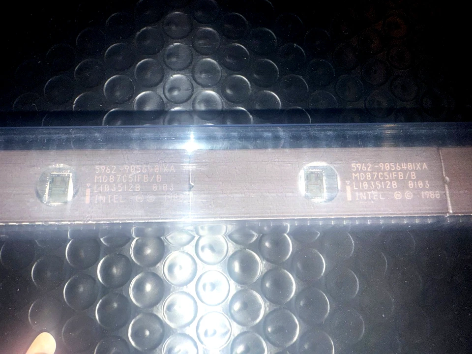 5962-9056401XA Foto 1 de 1