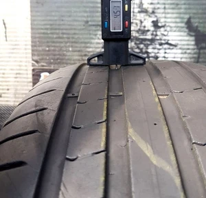 GOMME USATE 225/40R20 94Y RFT RUNFLAT PIRELLI PZERO ESTIVE PNEUMATICI USATI - Foto 1 di 2