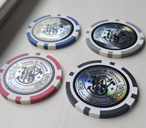 Pick Your Colors -- (4) SMITH & WESSON Hologram Poker Chips / Golf Ball Markers - Picture 1 of 12