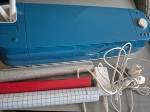 Cricut Explore Air 2 Cutting Machine Peacock Blue - Picture 1 of 6