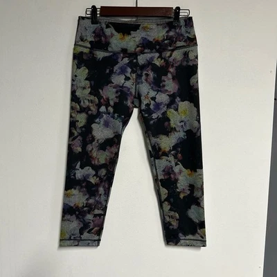 Leggings capri para mujer Medium Active Life florales coloridos atléticos caminar Foto 1 de 4
