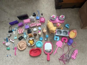 Barbie Lote Mixto de Accesorios y Mascotas Lote de 45 - Imagen 1 de 5
