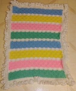 Handgehäkelte Babydecke - Bild 1 von 1