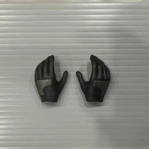 Hot Toys Mms188 Tdk Rises Selina Kyle/Catwoman Hands 1/6 Scale Accessories - Picture 1 of 2