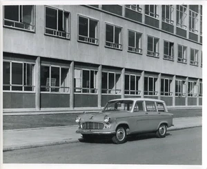 Standard Vignale Vanguard Estate 1959 original official press photograph - Picture 1 of 1