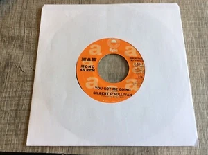 Gilbert O'Sullivan – You Got Me Going  Epic #50415, MAM #50415  77' Promo 45 rpm - Bild 1 von 3