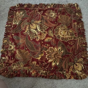Handmade 2 Pretty,Soft Throw Pillow Covers 24x24-holds 22x22 Insert or Stuffing - Picture 1 of 9