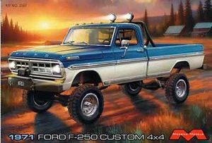 Moebius Models 1/25 1971 Ford F-250 Custom 4×4 Pick-up Truck Model Kit #2567~NEW - Picture 1 of 1