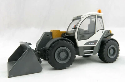 Conrad 2542/0 Liebherr T55-7s Telescopic Loader with 2 attachments - 1:50 - Image 1 of 4