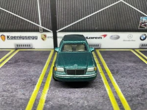 HONGWELL MERCEDES BENZ C CLASS METALLIC GREEN 1:64 17 - Picture 1 of 4