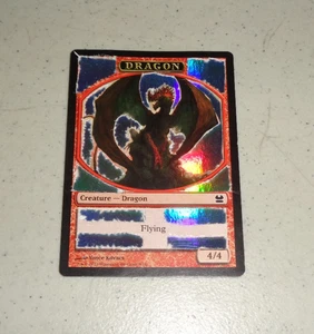 ~1x Gettone Drago Volante 4/4 -foil, fatto male- x1 Magic the Gathering MTG~ - Foto 1 di 1