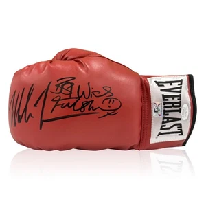 Roter Boxhandschuh, signiert von Mike Tyson und Frank Bruno - Bild 1 von 4