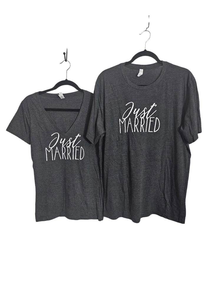 CONJUNTO RECIÉN CASADO DE CAMISETAS Hombre XL y Mujer Cuello en V Camiseta XL Gris Blanco Lona Bel Foto 1 de 4