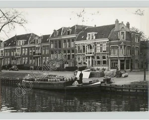 BEER Kegs on Barge in UTRECHT Netherlands c.1950s Press Photo by DRIVER - Picture 1 of 2