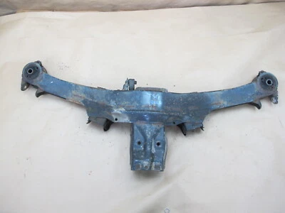 🥇84-85 TOYOTA SUPRA MA67 SOPORTE DE MONTAJE DIFERENCIAL TRASERO SUB BASTIDOR SOPORTE OEM Foto 1 de 4