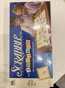 Vintage Childrens Board Game : Scrabble Junior 100% complete by MB Game. Lot24 - Bild 1 von 10