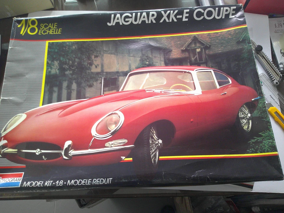 MONOGRAM KIT JAGUAR TYPE E SCALA 1/8 - Immagine 1 di 4