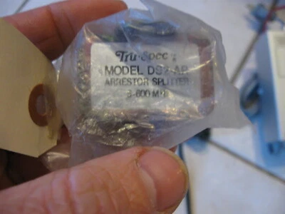 NEW Tru-Spec TV Antenna Arrestor Splitter / 5-600 MHz /  pn#- DS2-AR - Image 1 of 3