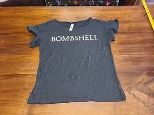 CAMISA VICTORIA'S SECRET BOMBSHELL GRIS MANGA CORTA TALLA S PEQUEÑA CON BRILLO ROSA - Imagen 1 de 10