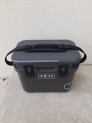 Yeti Roadie 15 Cooler - Image 1 of 2