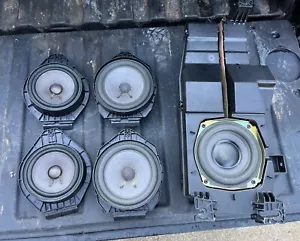 Bose SubWoofer Console Assembly and door Speakers 2007-14 GMC Yukon Denali OEM - Picture 1 of 8