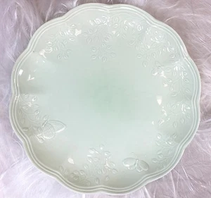 Lenox Butterfly Meadow LEAF GREEN USA Embossed Floral - Dinner Plate 11" - Picture 1 of 4