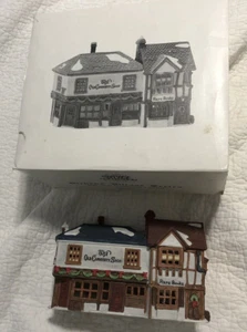 Dept 56 Dickens Village The Old Curiosity Shop 5905-6 Christmas Building 1987 - Picture 1 of 9